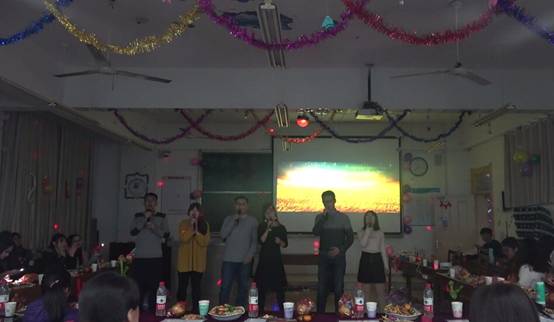 UU~XW[V55[VW84Z7E)M9{OR